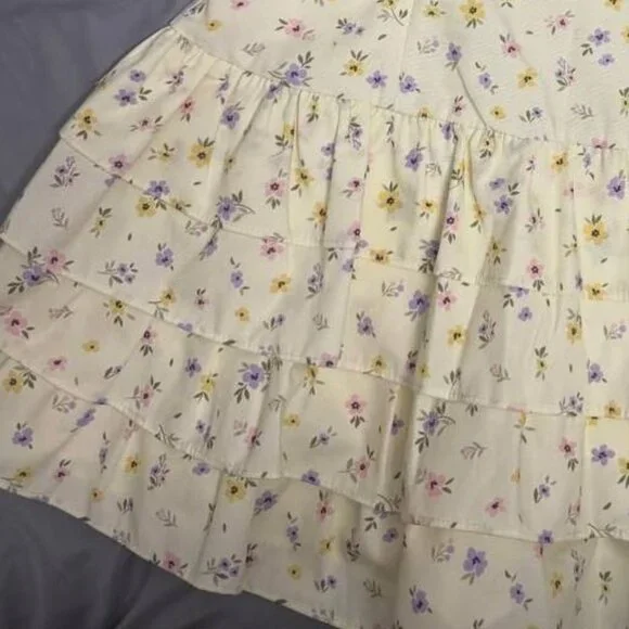 White Floral Mini Dress - Picture 3 of 3